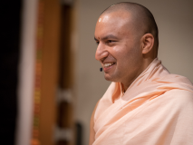 Om_Swamij_Gayatri_Sadhana_swamiji_015_DSC08231