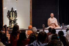 Om_Swamij_Gayatri_Sadhana_swamiji_027_DSC08338