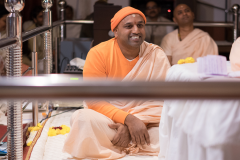 Om_Swamij_Gayatri_Sadhana_swamiji_079_DSC08755