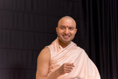 Om_Swamij_Gayatri_Sadhana_swamiji_099_DSC08935