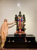 Om_Swami_Navratras_TTEP_078_IMG_1466A-scaled