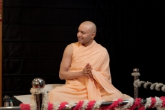 Om_Swami_Bday_046_A745633-scaled