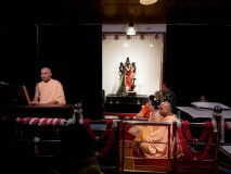 Om_Swamiji_Bday_mob_015IMG_4071-scaled